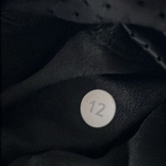 LULULEMON Heather Grey Reversible Jacket Size 12 black on one side grey black - Picture 9 of 13